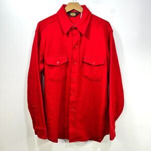 Vintage Woolrich Made in USA Heavy Wool Button Shirt Solid Red Mens L 17 x 35